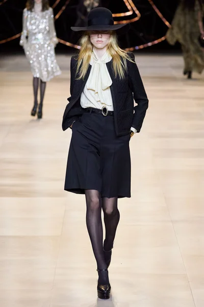 Look 105